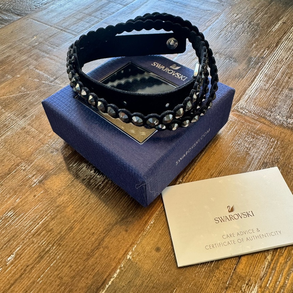 Swarovski Slake Bracelet - Picture 3 of 4